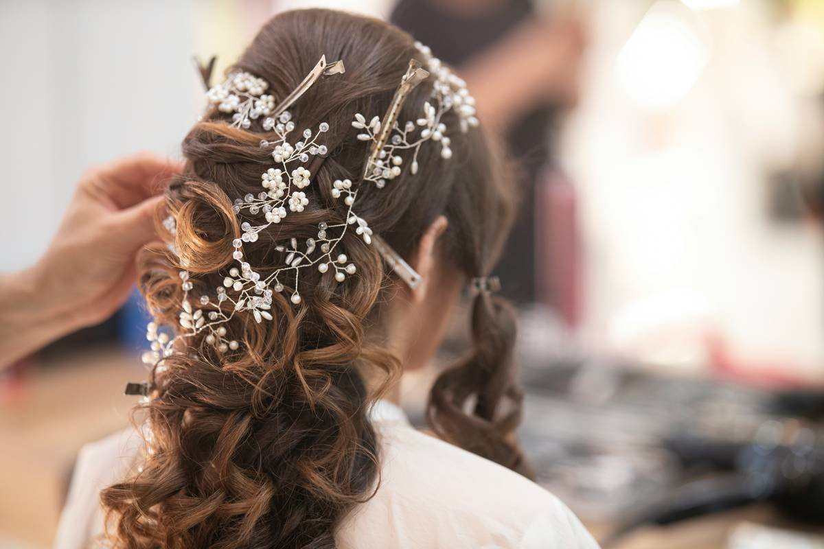Chic Hair Trinkets: The Secret Weapon for Instant Style Elevation