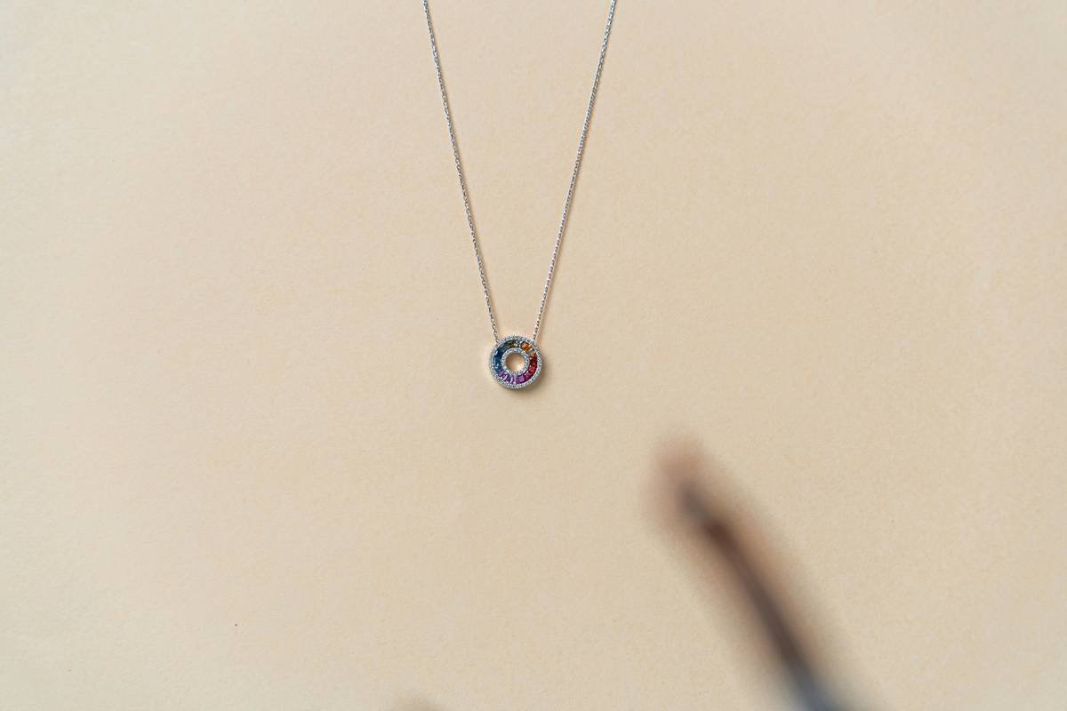 How to Style Add-On Pendants for Hair That Turns Heads (Not Just Tangles)