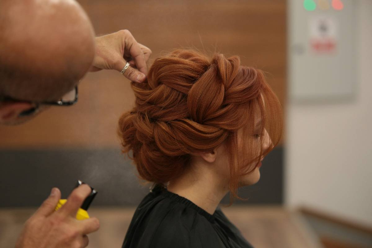 Why Statement Hairpins Are the Secret Weapon of Confident Styling